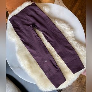 Lululemon Ebb to Street leggings size 6
